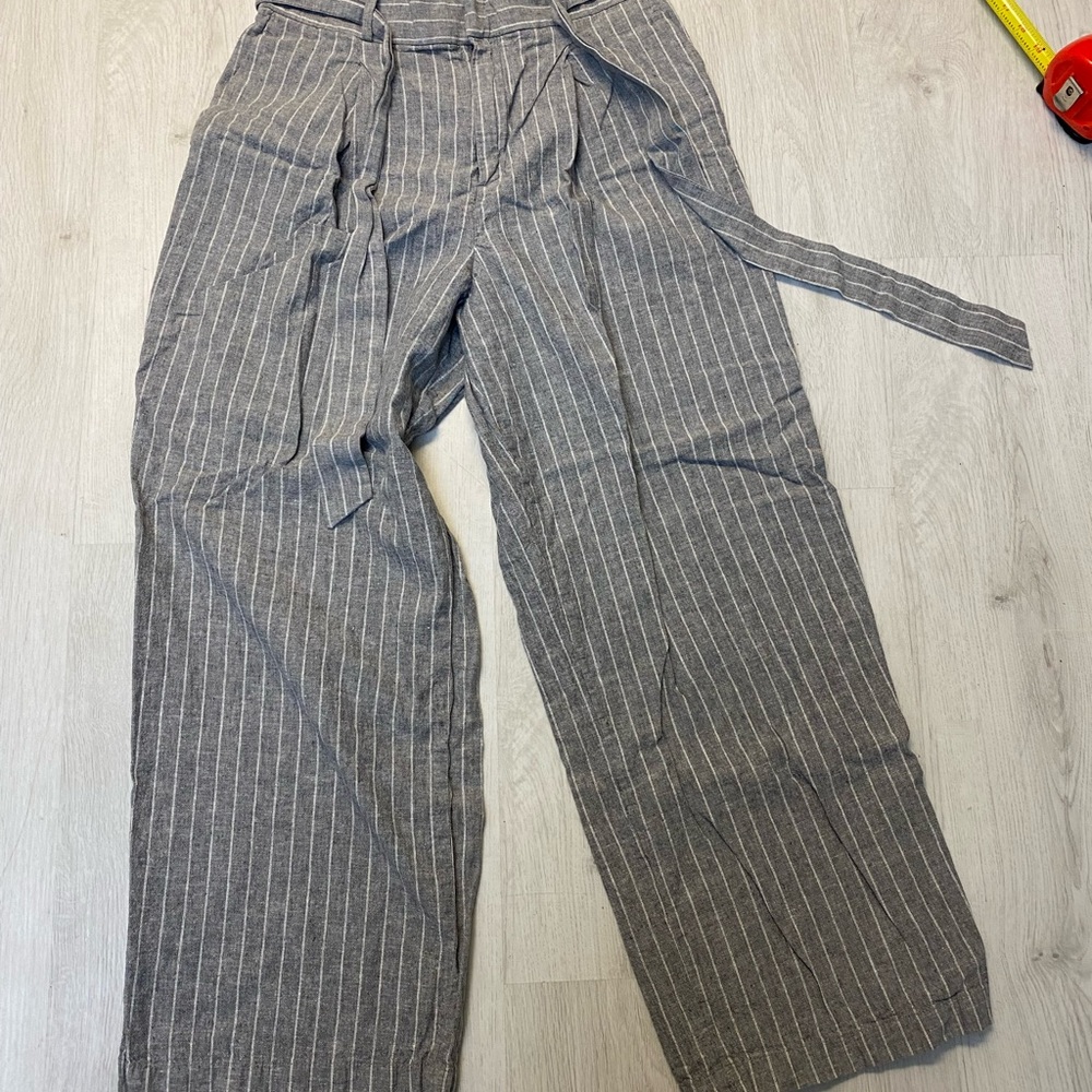 Uniqlo Grey Linen Pants